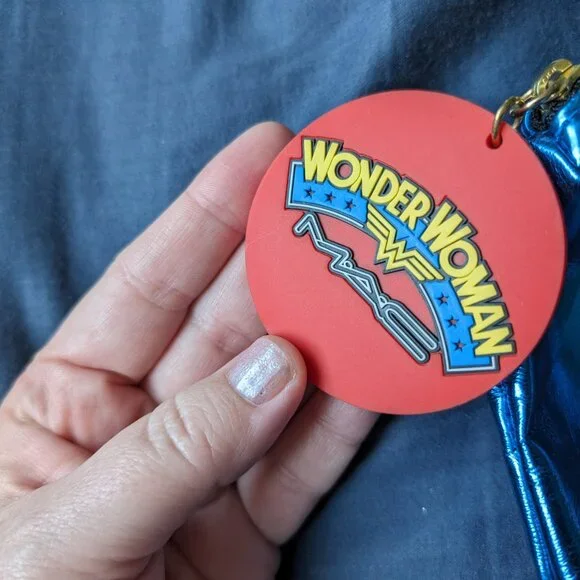 M.A.C. x Wonder Woman Cosmetics Bag Small Blue - Picture 2 of 4